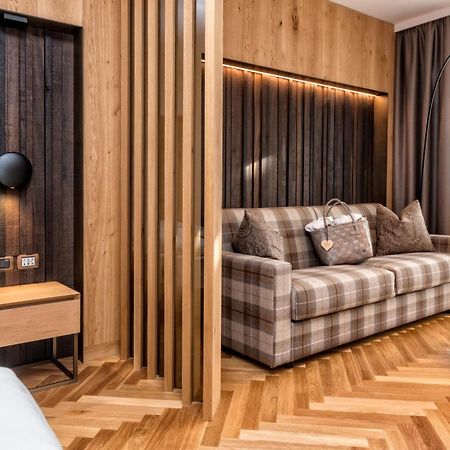 Hotel Genziana Ортизеи Экстерьер фото
