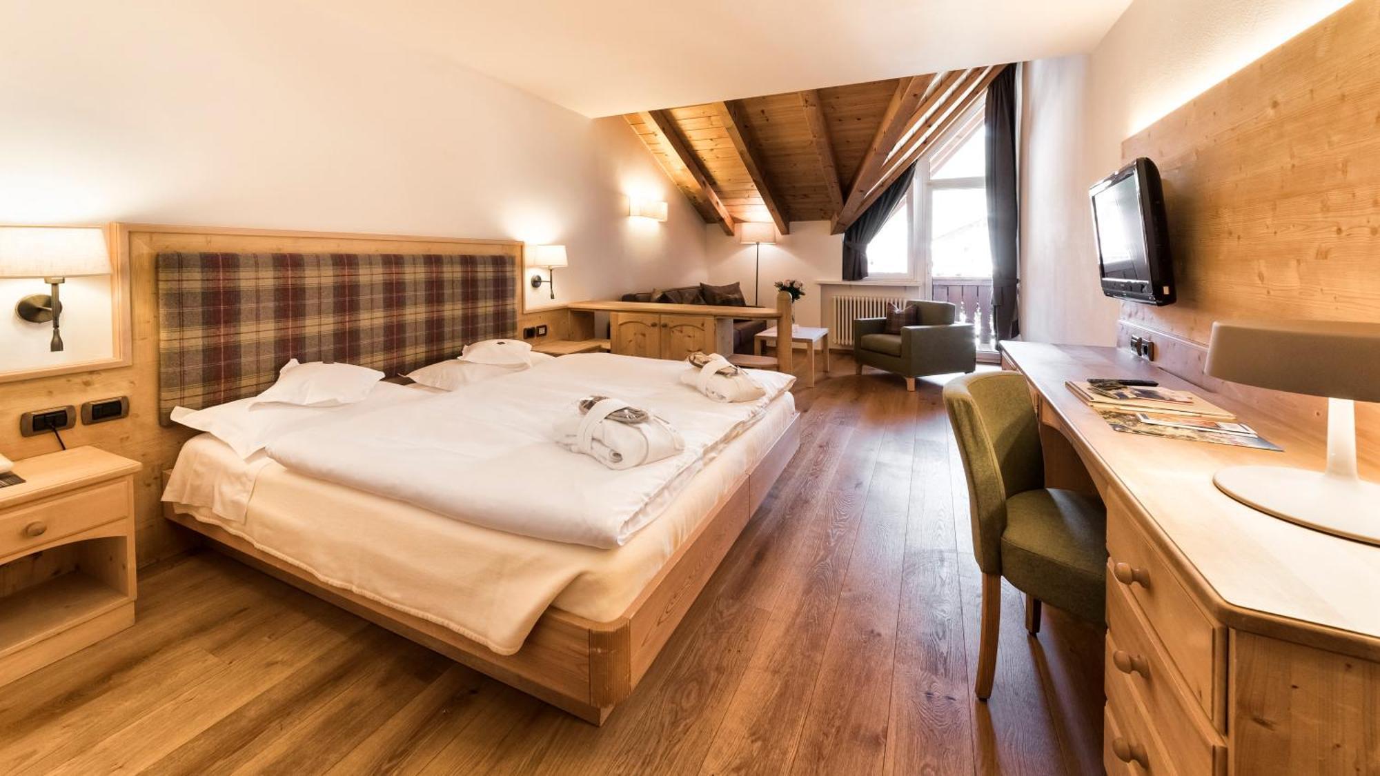 Hotel Genziana Ортизеи Экстерьер фото
